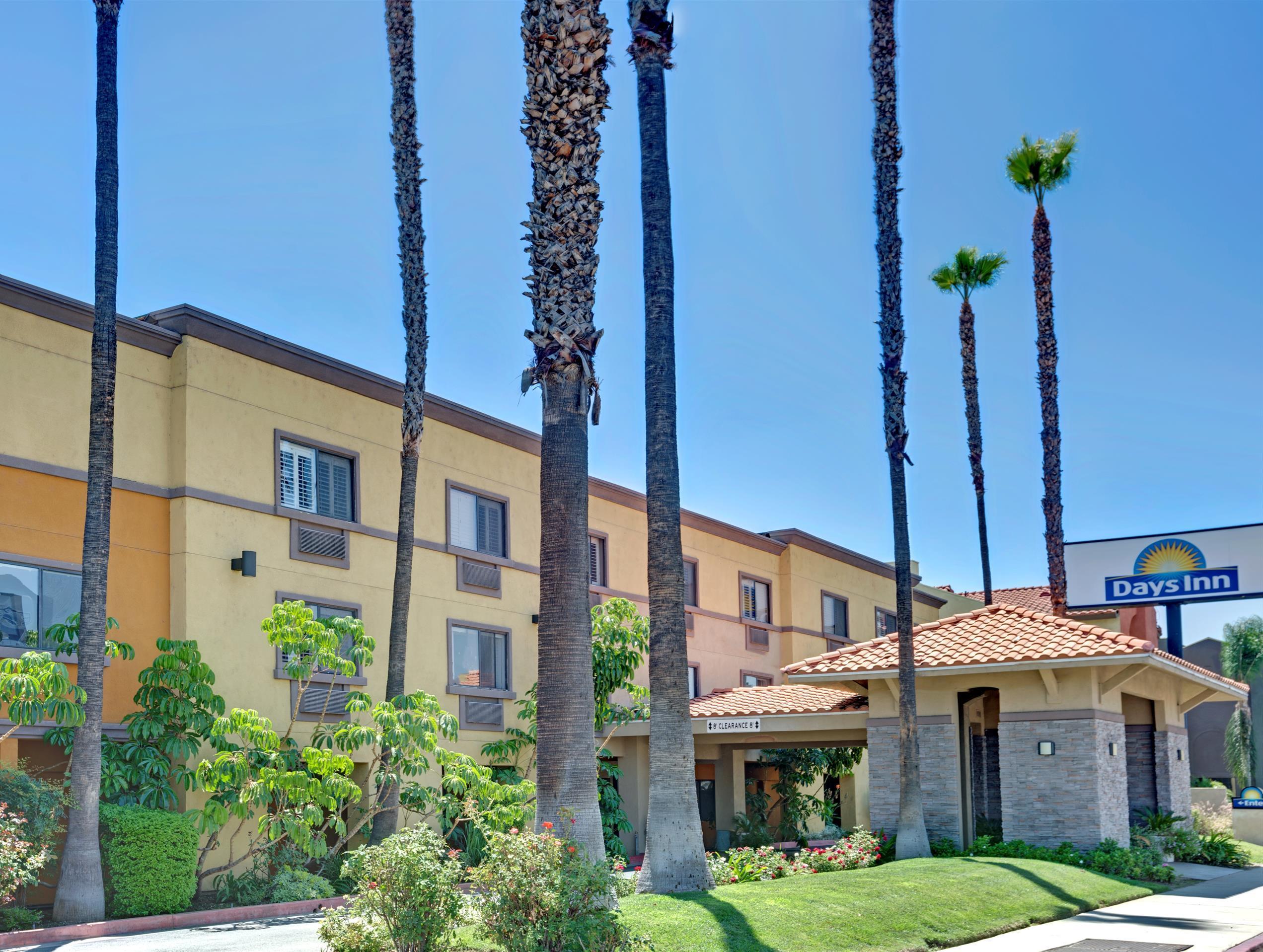 Days Inn By Wyndham West Covina Exteriör bild