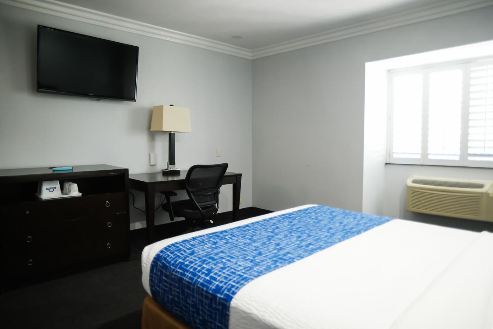 Days Inn By Wyndham West Covina Exteriör bild