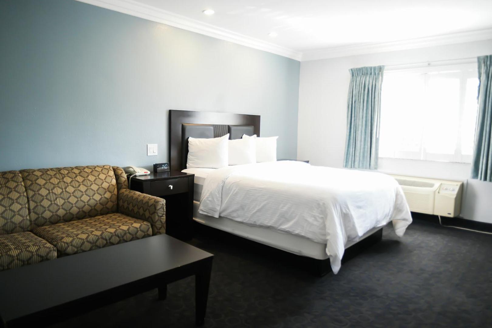 Days Inn By Wyndham West Covina Exteriör bild
