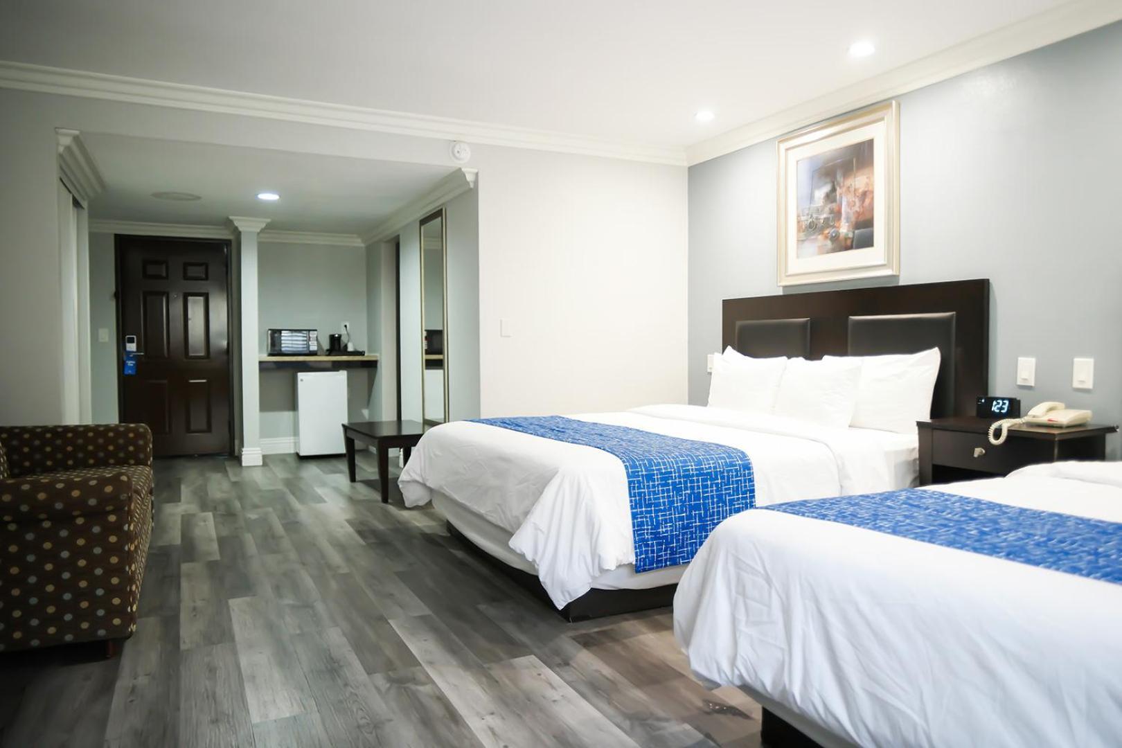 Days Inn By Wyndham West Covina Exteriör bild