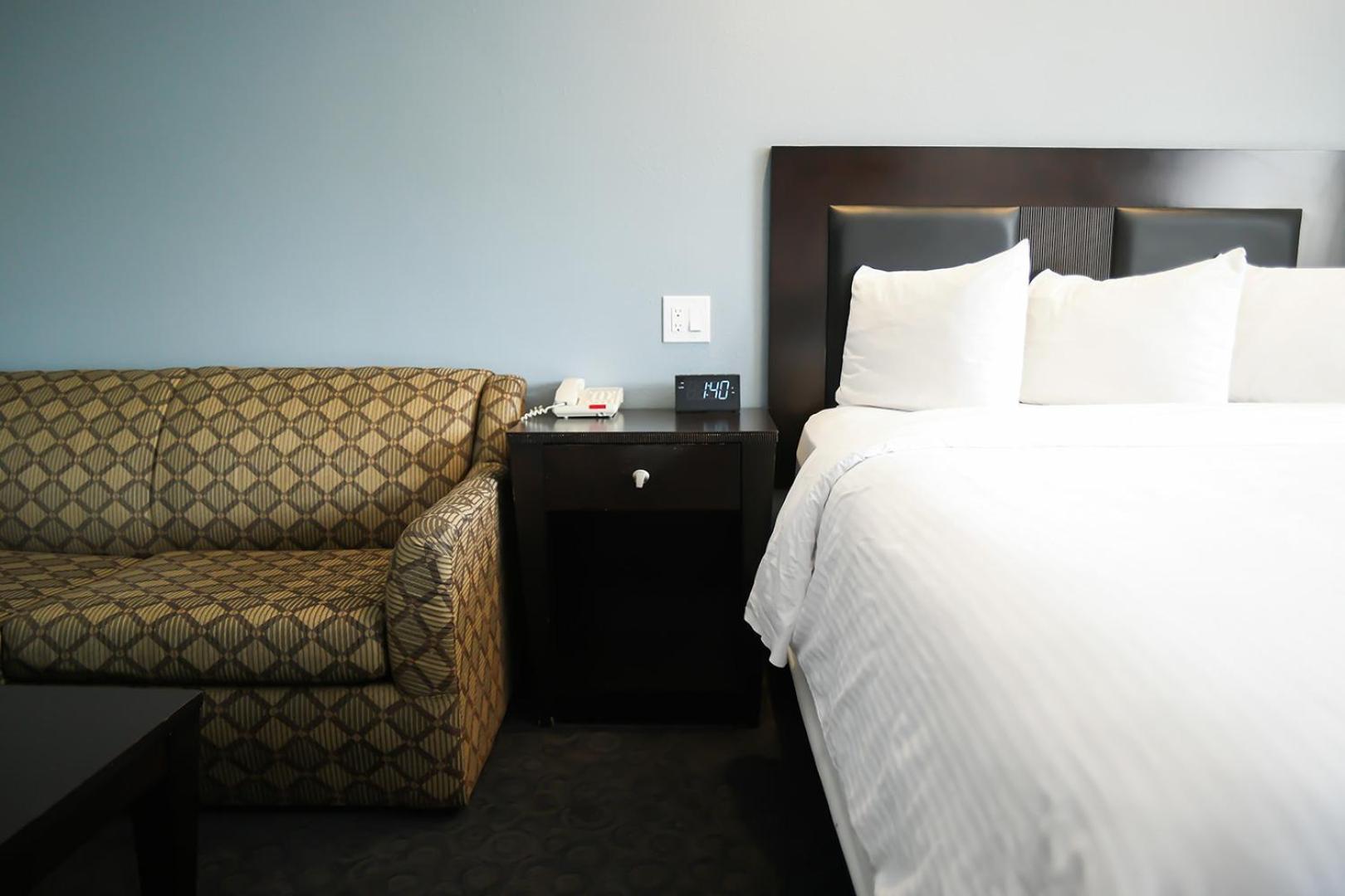 Days Inn By Wyndham West Covina Exteriör bild